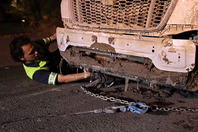 Car-Battery-Boost-Wrecker-Service Car Battery Boost