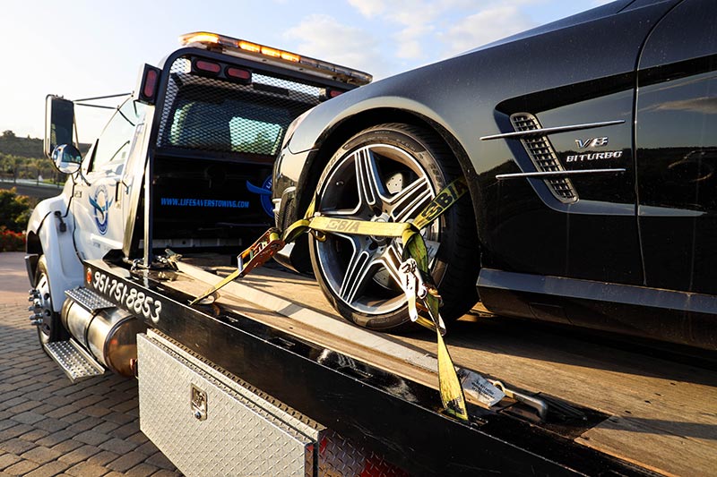 Wrecker-Towing-Lifesavers-Towing Wrecker Towing